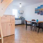 Nyaraló Aqua Fun Z Basenem *