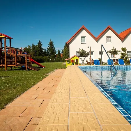 Vakantiehuis Aqua Fun Z Basenem