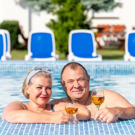 Aqua Fun Z Basenem 达尔沃沃